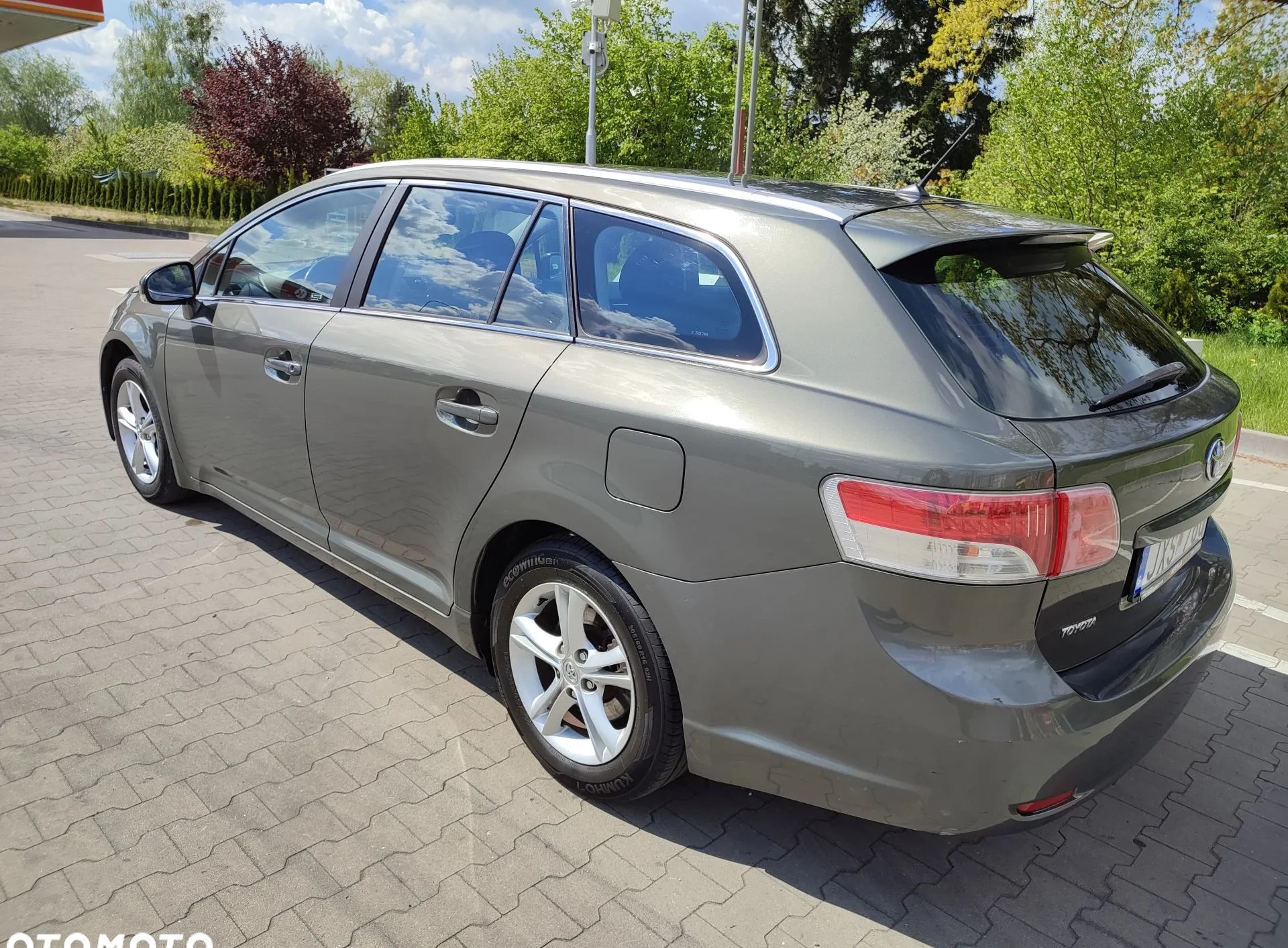 Toyota Avensis cena 25900 przebieg: 308000, rok produkcji 2009 z Radom małe 154